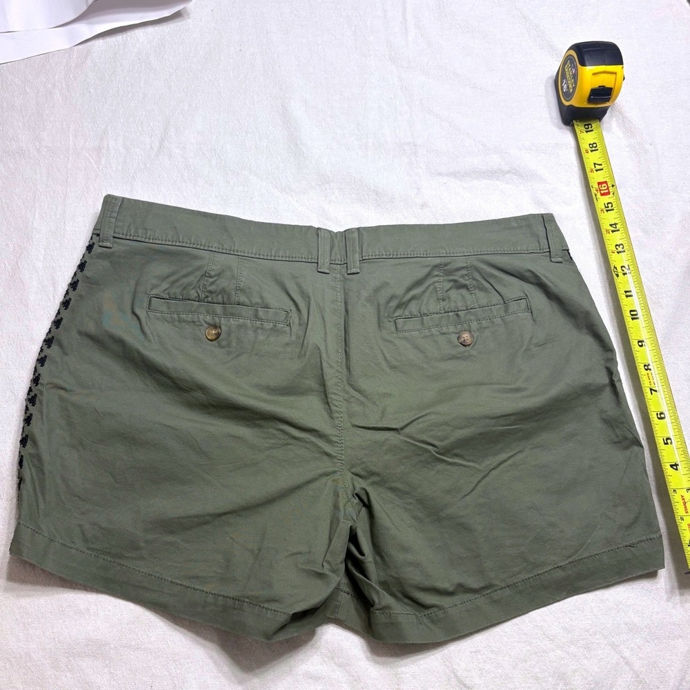 Old Navy Womens Olive Green Embroidered Side Chino Shorts Size 14 Army Green
